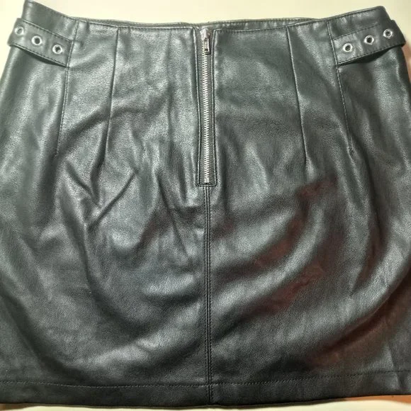 Straps Mini Skirt Pleather Goth Punk - Picture 5 of 5